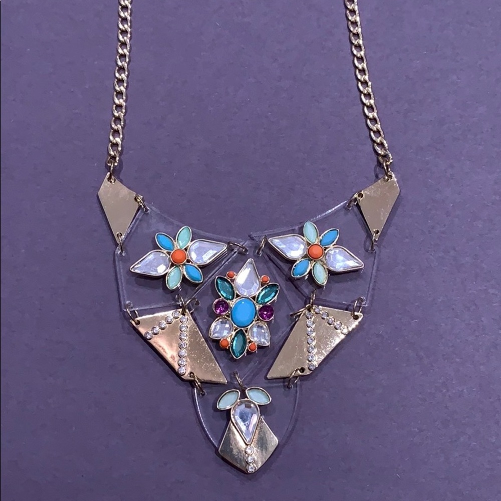Statement necklaces - Picture 6 of 8